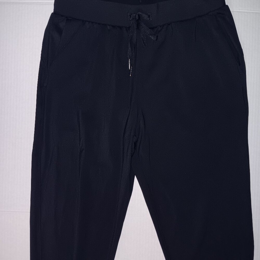 LIBIN LIGHT WEIGHT JOGGER PANTS